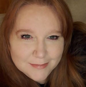 Meet your Posher, Candice